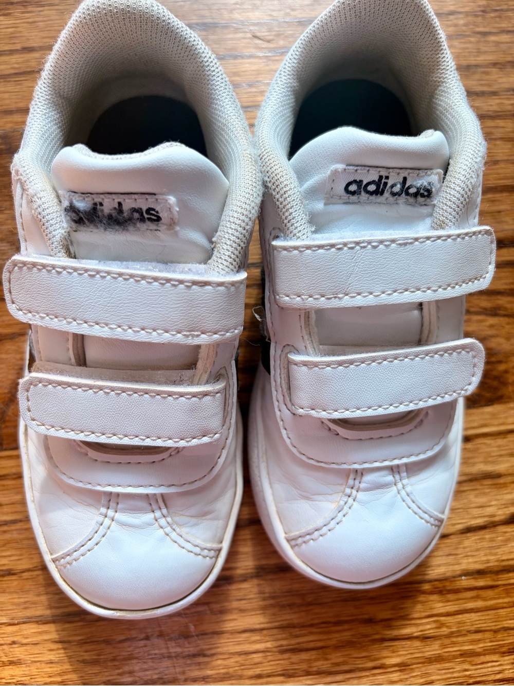 adidas Toddler Sneakers 8K White Velcro Shoes - Picture 6 of 8